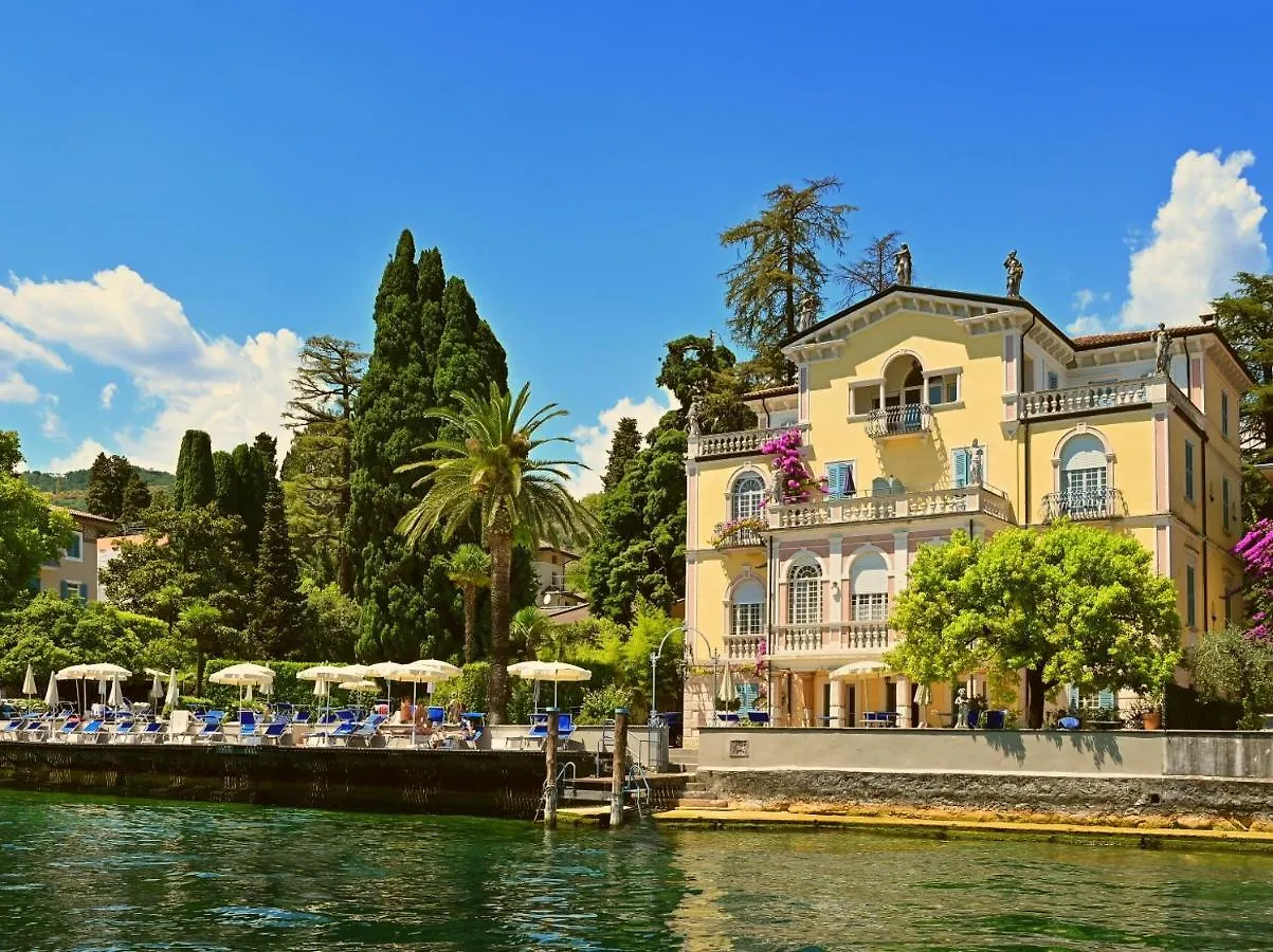 Hotel Monte Baldo E Villa Acquarone Gardone Riviera Italien