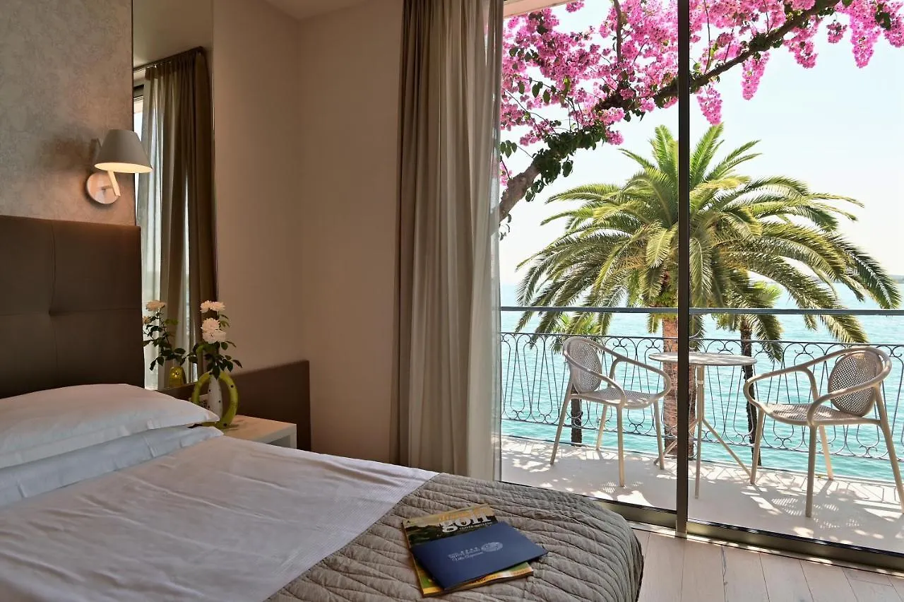 Hotel Monte Baldo E Villa Acquarone Gardone Riviera