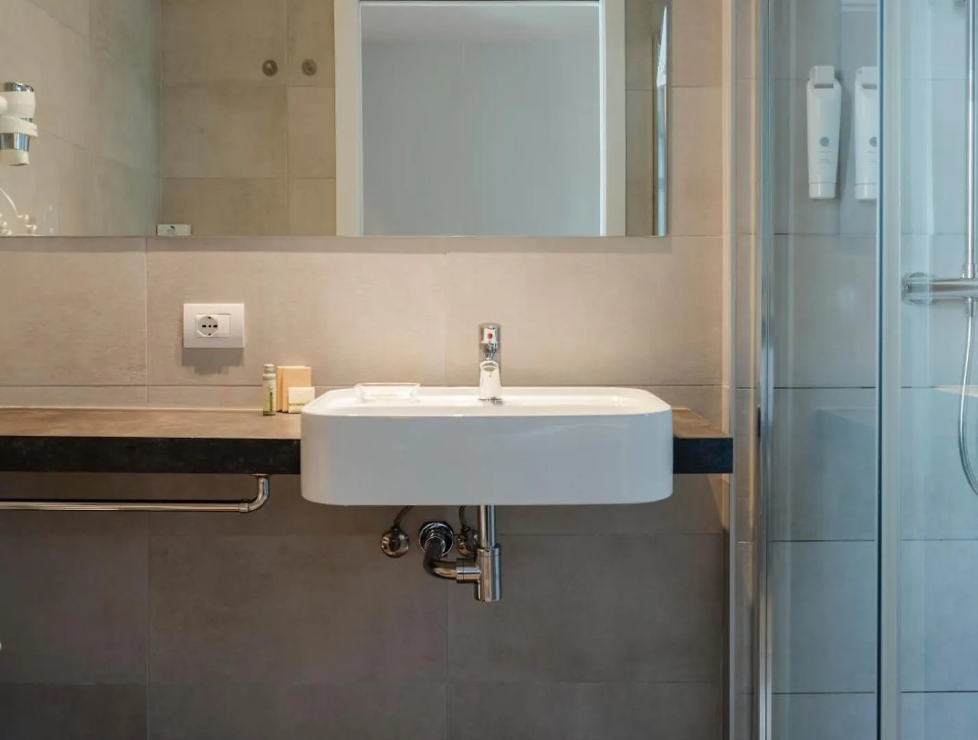 Hotel Monte Baldo E Villa Acquarone Gardone Riviera