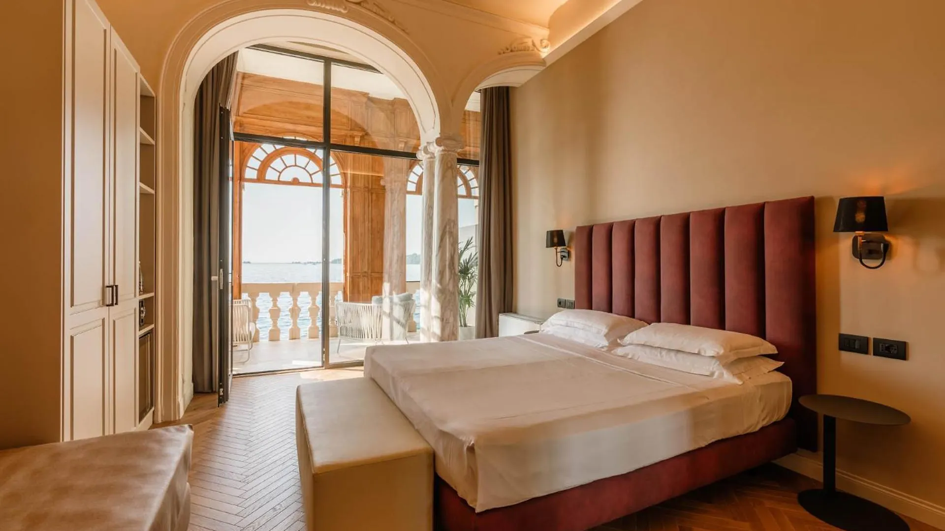 Hotel Monte Baldo E Villa Acquarone Gardone Riviera Italien